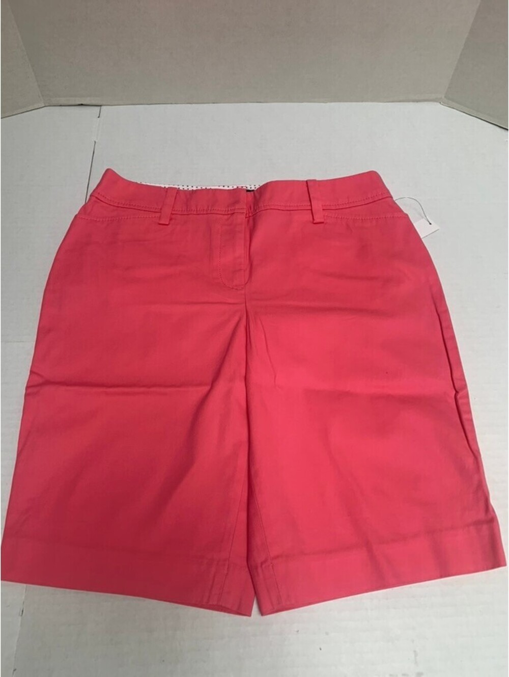 NWT Talbots Perfect Short 10.5" Size 4 Coral Pink